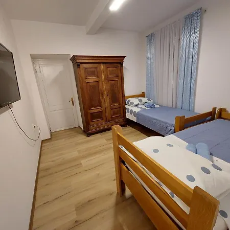 App Old Garden House