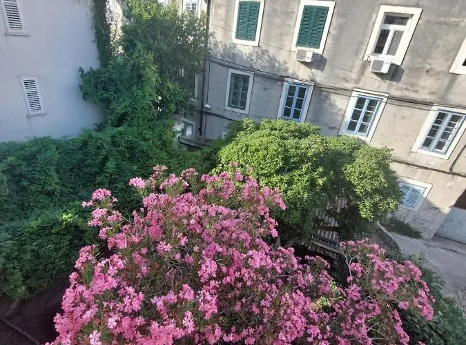 App Old Garden House Lejlighed